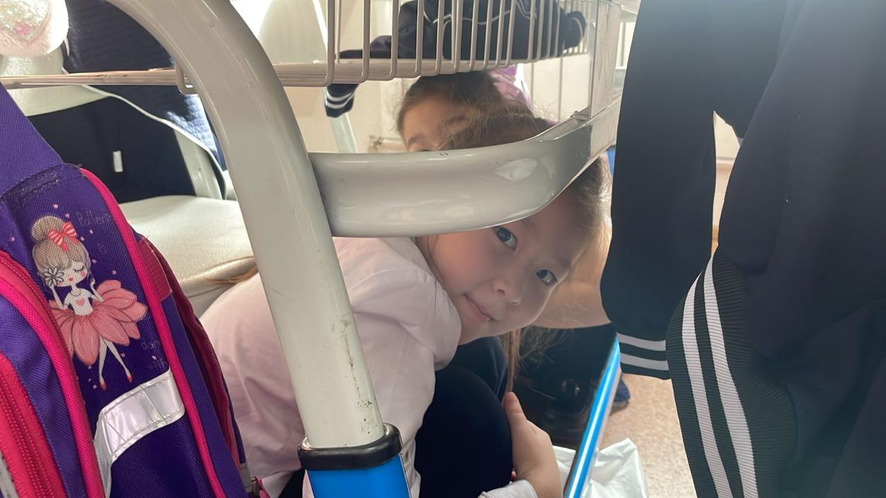 Классный час- "Правила безопасности при землетрясении" реализация программы  Көмек